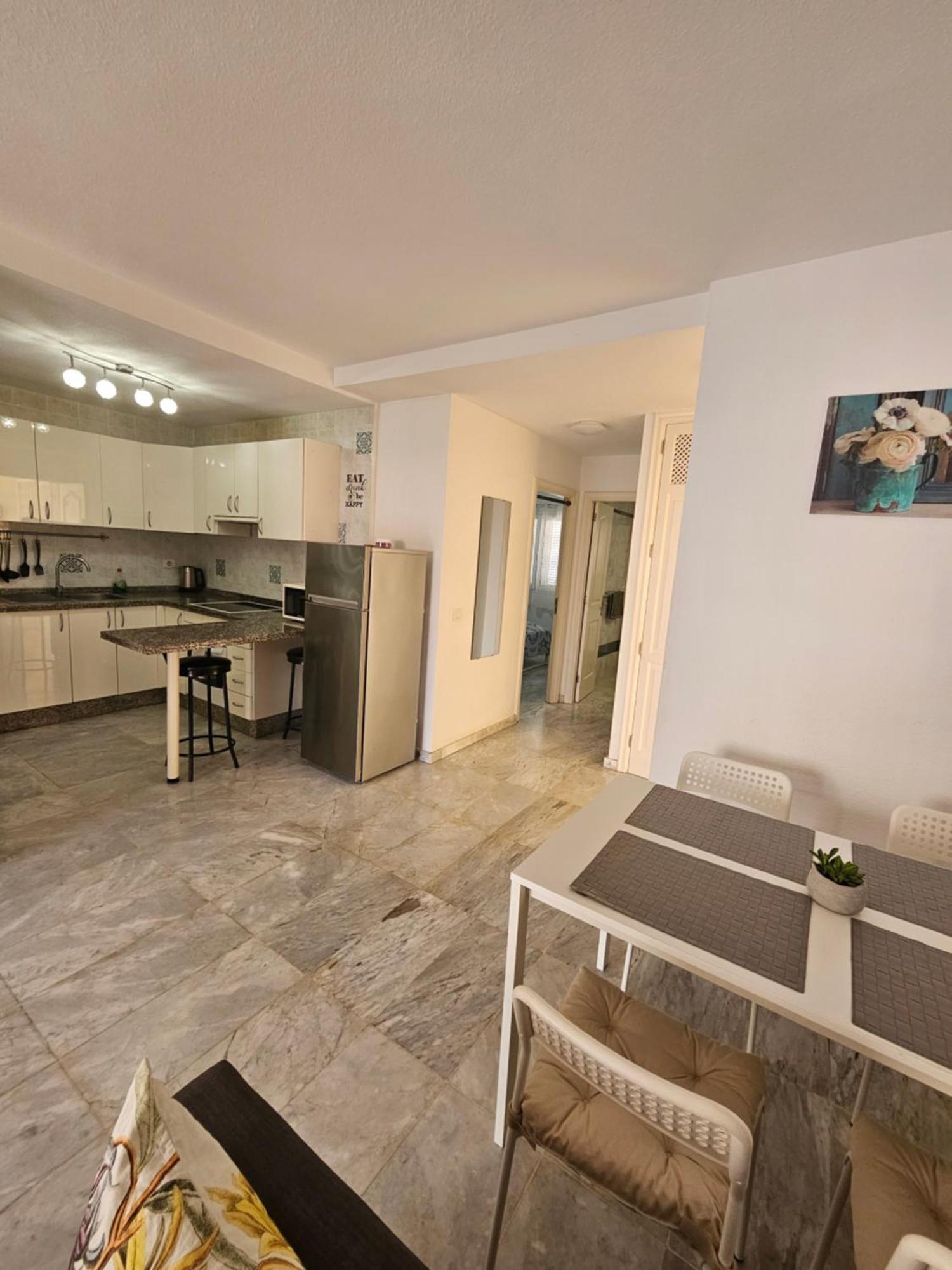 Dinastia B401 By Tenerife Rental & Sales Лос Кристианос Стая снимка